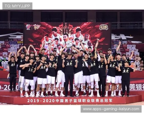 广东宏远稳步前行，争夺冠军！，广东宏远夺冠视频