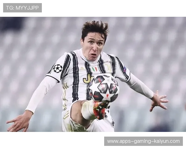 尤文基耶萨外脚背弧线球命中